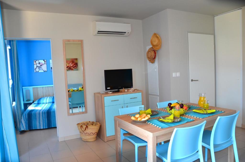 Lagrange Grand Bleu Vacances - Residence La Grenadine Marseillan  Ruang foto