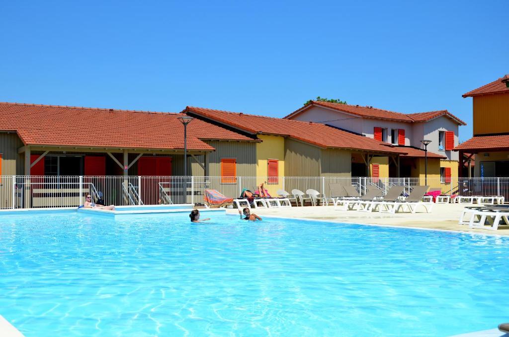 Lagrange Grand Bleu Vacances - Residence La Grenadine Marseillan  Bagian luar foto