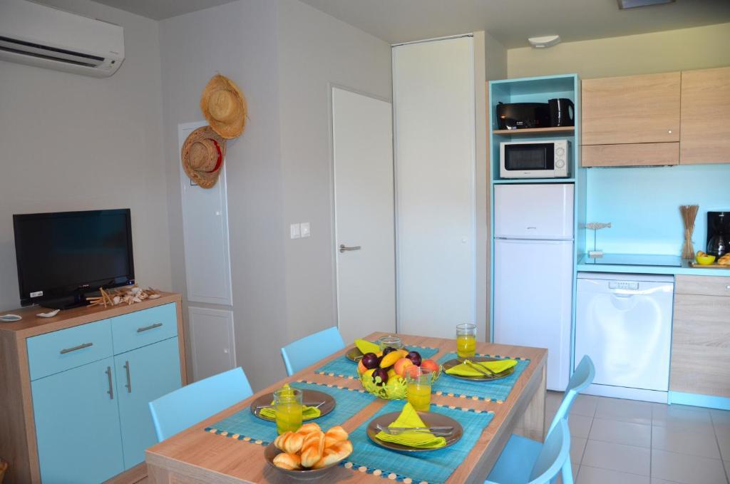 Lagrange Grand Bleu Vacances - Residence La Grenadine Marseillan  Ruang foto